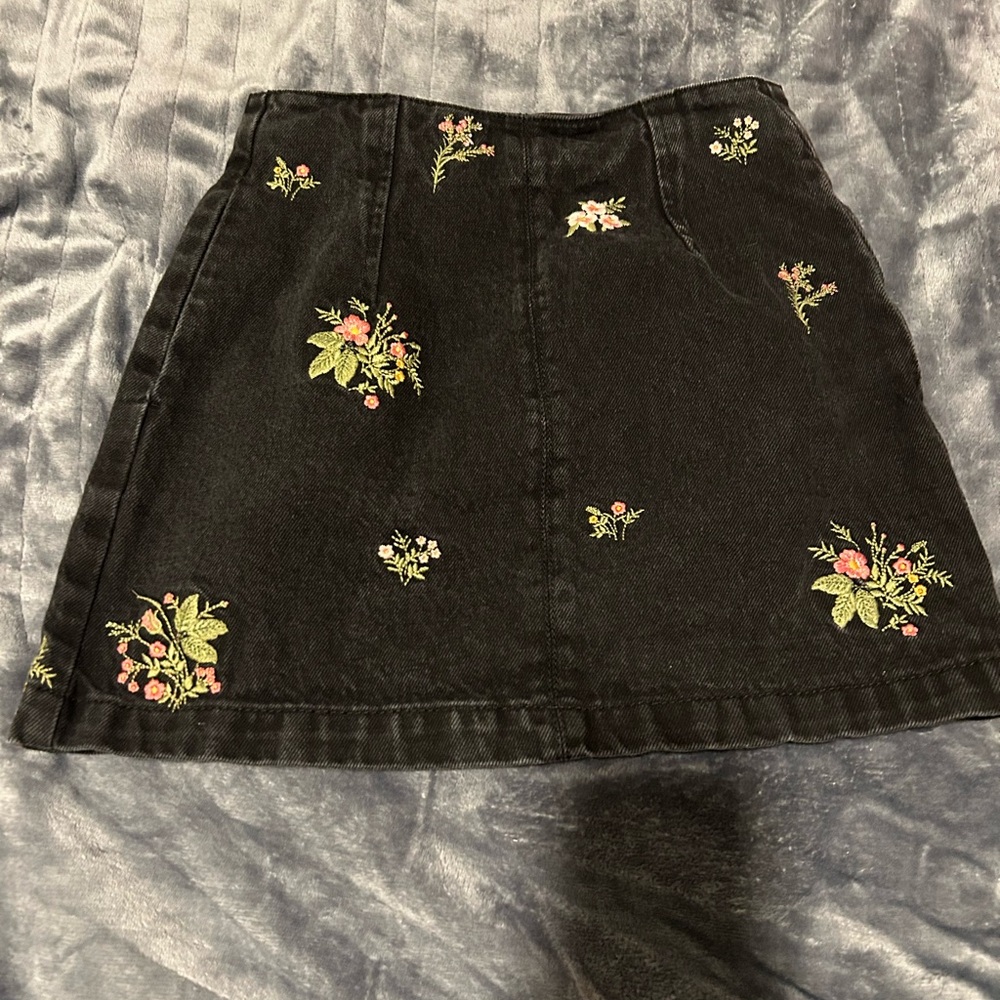Floral Embroidered Black Skirt